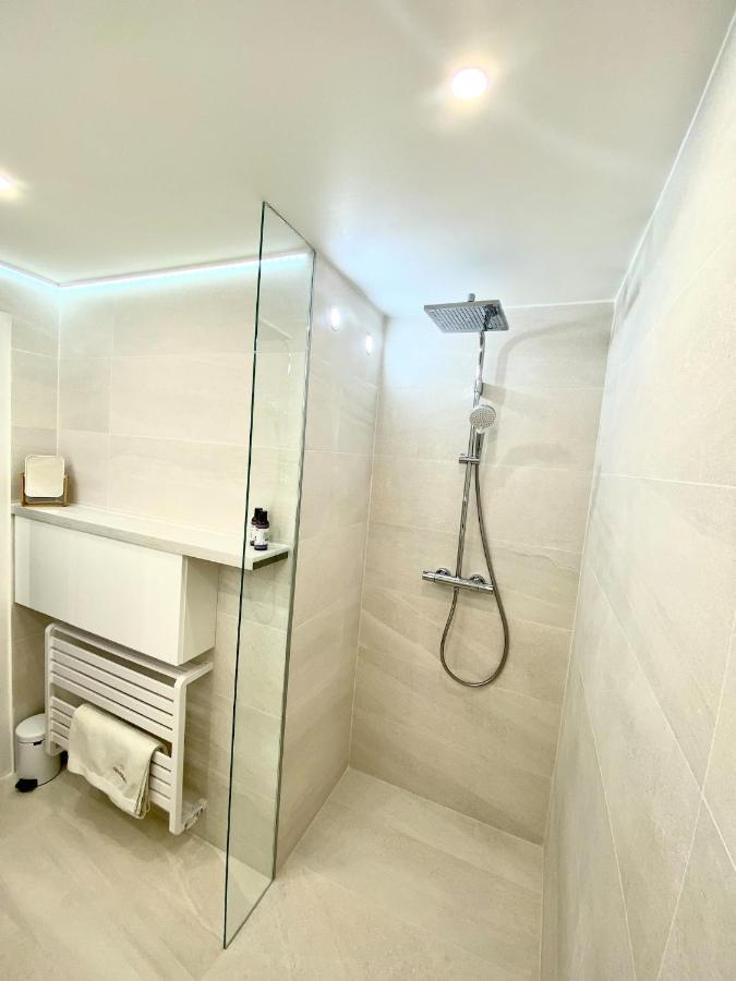 Appartement Luxe - 3 Pieces Avec Vue Mer, Piscine Et Tennis นีซ ภายนอก รูปภาพ